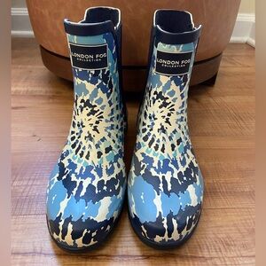 London Fog Blue Tie-Dye Print Rain Boots